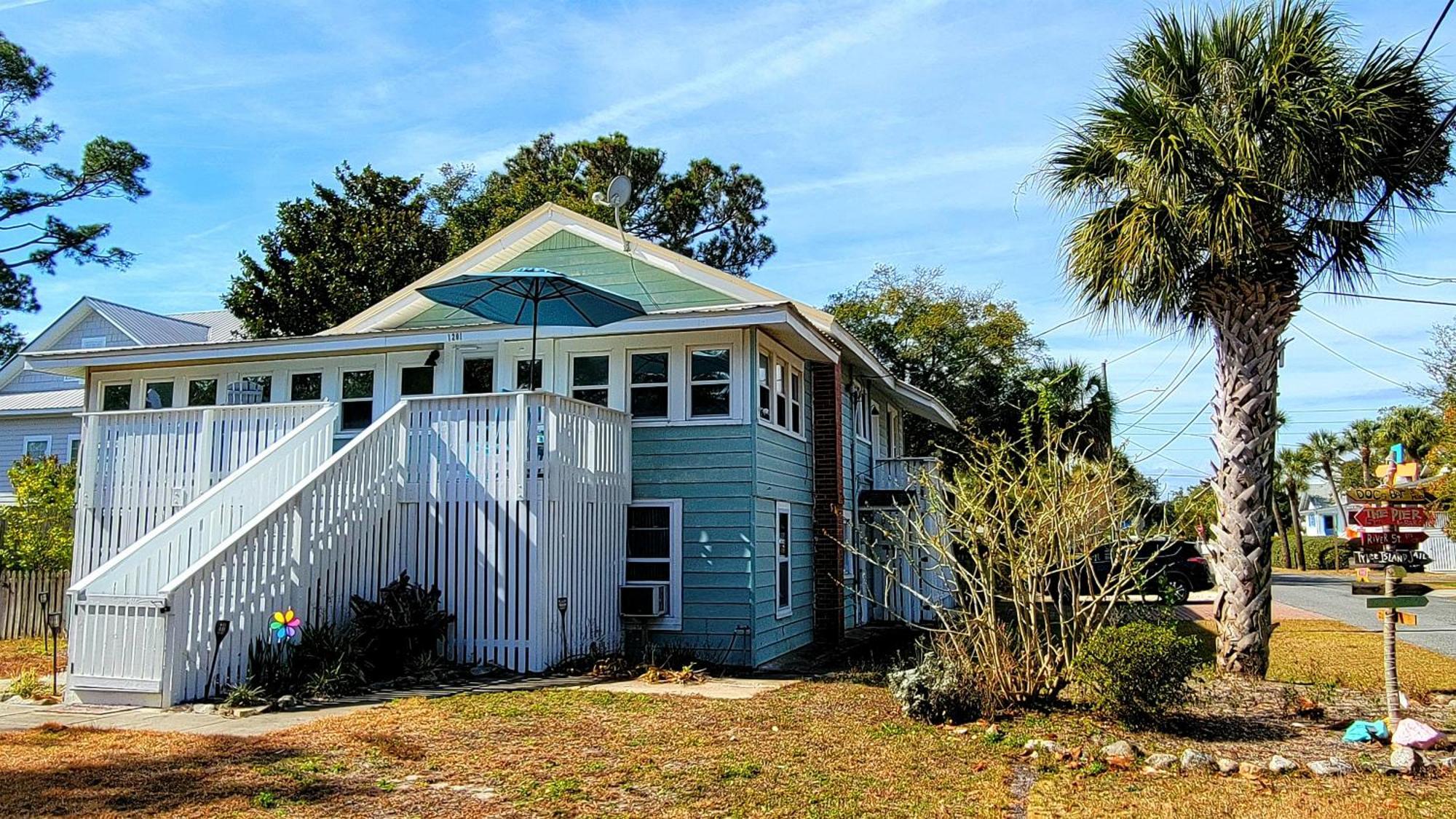1201 Lovell Avenue By Tybee Beach Vacation Rentals Tybee Island Екстер'єр фото
